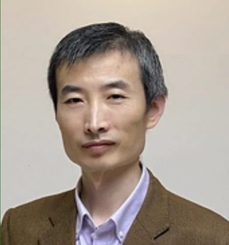 李庆利肖像